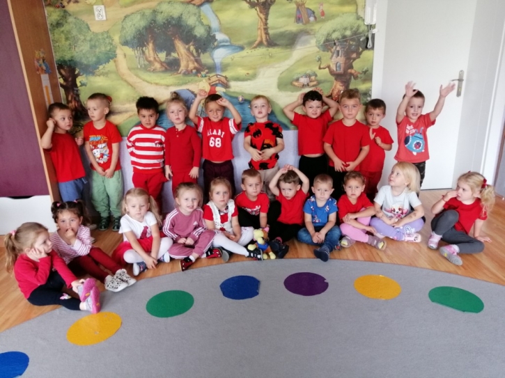 DZIEŃ KOLORU CZERWONEGO