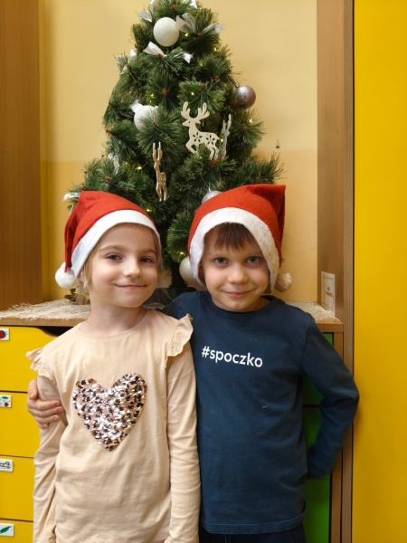 PRZEDŚWIĄTECZNY CZAS...